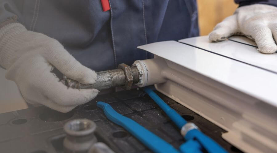 Burst Pipe Repair in Newtown, IN
